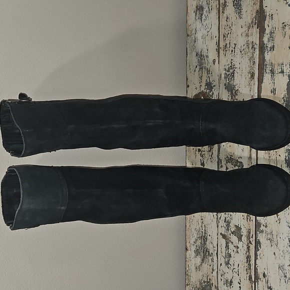 Born Boots - Picture 15 of 16